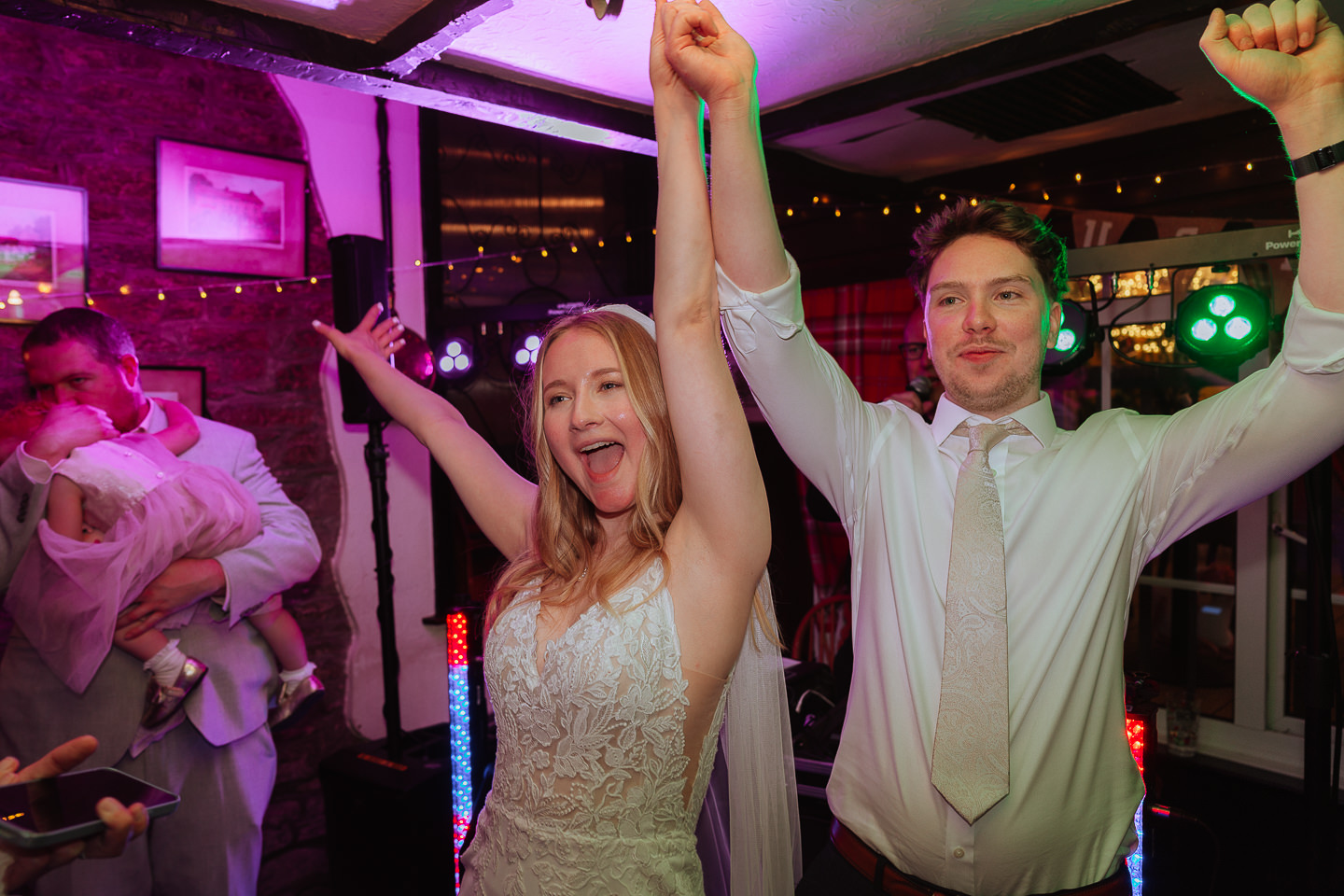 BECKY CHARLIE USK CASTLE WEDDING PHOTOGRAPHY 029 BECKY CHARLIE USK CASTLE WEDDING PHOTOGRAPHY 029